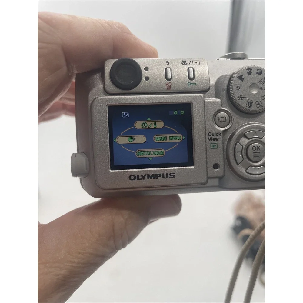 Olympus Camedia C-50 Zoom 5.0MP Digital Camera 3X Zoom+Battery+Charger+CD+SD+Man